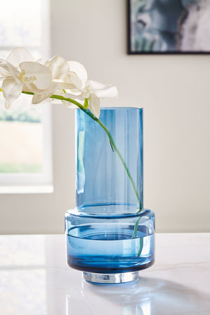  slim neck leaves plenty of room for your favorite florals or faux greenery. In a dark blue hue