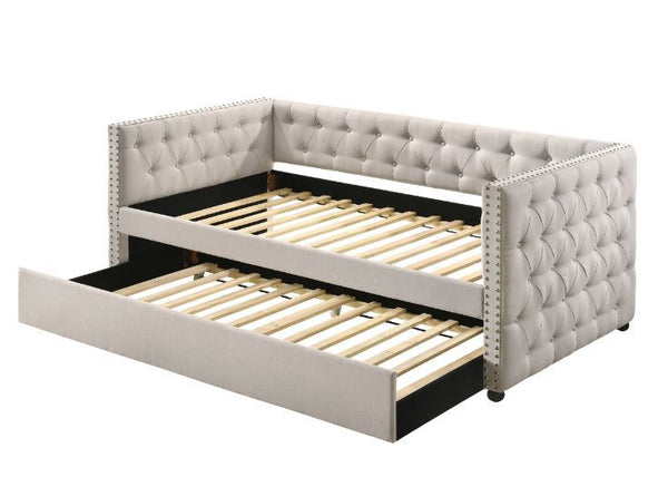  or as extra sleeping space in a bedroom. Beautiful