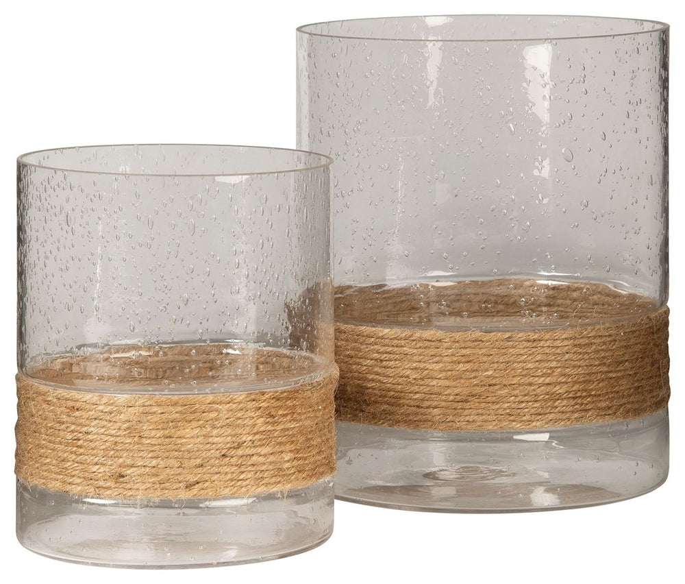 Instantly add interest to any room in your home with this set of candleholders. Pairing the natural beauty of seeded glass and rope, these are the perfect shabby chic accent for your living space.<br><br><b>Additional Dimensions</b><br><ul><li>Candle hold