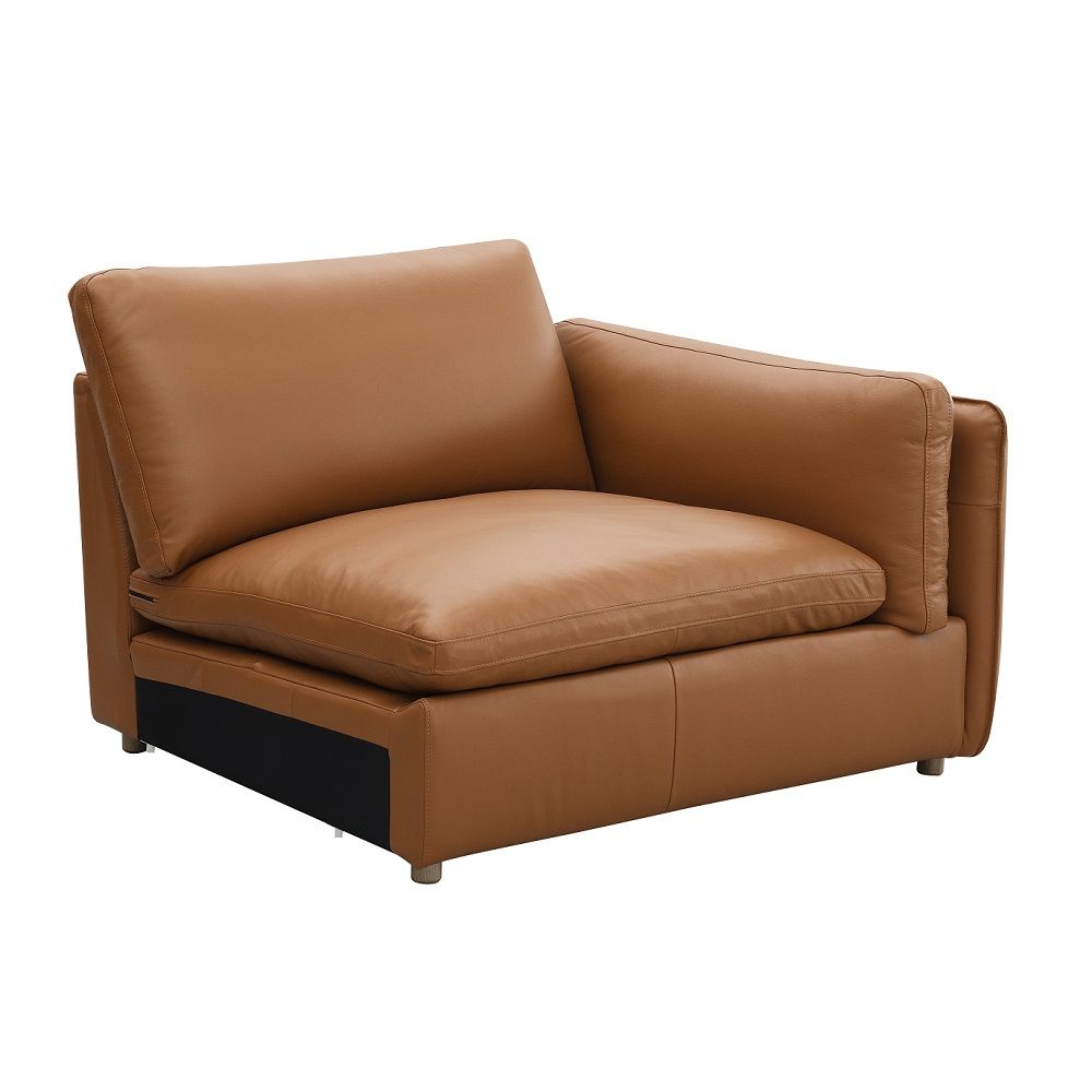 The Brighton sectional sofa exudes contemporary elegance and comfort. Covered in brown top grain leather, this spacious sectional is perfect for family gatherings or cozy evenings at home. Its sleek design and plush cushions offer both style and relaxatio