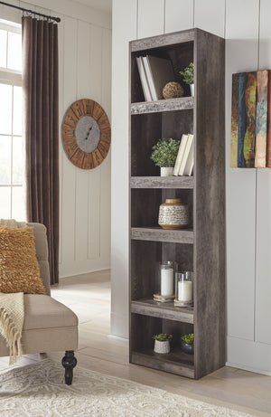  clean minimalist-chic profile is enriched with a gray finish and striking replicated oak grain for that much more authentic character.<br><br><b>Ad