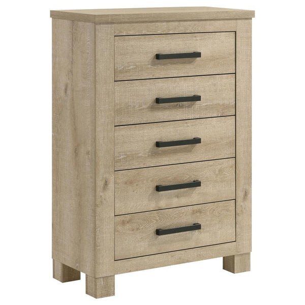 This five-drawer chest combines rustic appeal with practical vertical storage, making it ideal for smaller bedrooms. Finished in weathered oak, it is made from engineered wood with a scratch-resistant veneer for durability. Smooth-gliding drawers with dar