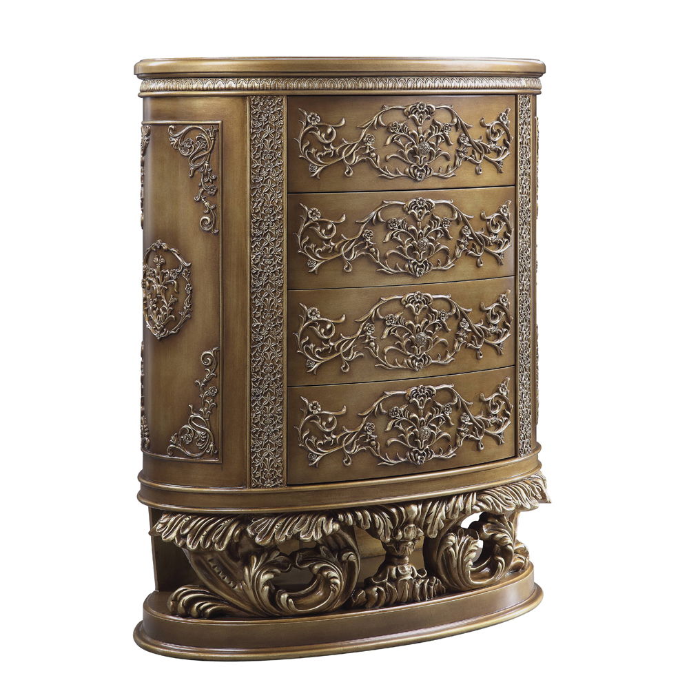 The grand Baroque style of the Constantine collection is sure to impress. With a beautiful bronze finish to emphasize the scrollwork and regal aspects of the collection. The bed features intricately carved embellishments and an oversized PU padded headboa