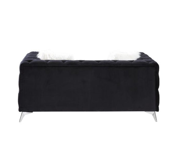  sofas are a staple in all our homes. Take a look at this Phifina collection