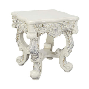 The Persian influence in the conceptualization and presentation of the Sornina coffee table makes it a timeless creation. Featuring a sturdy wooden construction, this console table features a round tabletop that is followed by intricate detailing around t