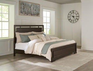 Covetown - Dark Brown - California King Panel Bed