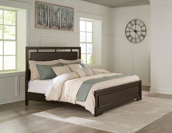 Covetown - Dark Brown - Queen Panel Bed