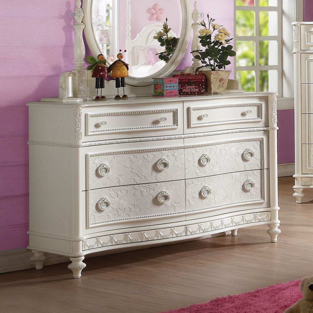 5 Drw Drawer: GLIDE Side Metal (3/4 Ext.), DT French Front & Back, Felt-Lined Top Drw, Hdw: White Metal