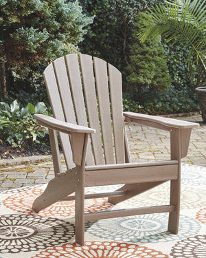  itâ€™s sure to weather the seasons beautifully. Designed to shed rainwater