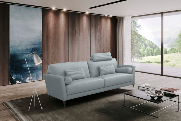Made in Italy and upholstered in high-quality leather, the Tussio collection offers comfort and style. The gorgeous watery leather finish is fresh and fun. Included are bolster cushions and pillows to match the seating. The headrest provides added comfort