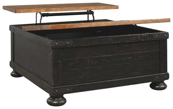 To those with an eye for the best in rustic farmhouse living