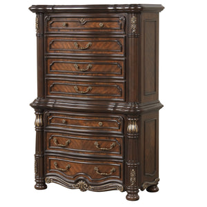 The Bella Notte 3 Drawer Bachelor-'s Chest in mahogany brown combines exquisite wood craftsmanship with timeless design. This chest, ideal for any bedroom or study, is crafted from a blend of solid poplar, manufactured woods, and birch and burl wood venee