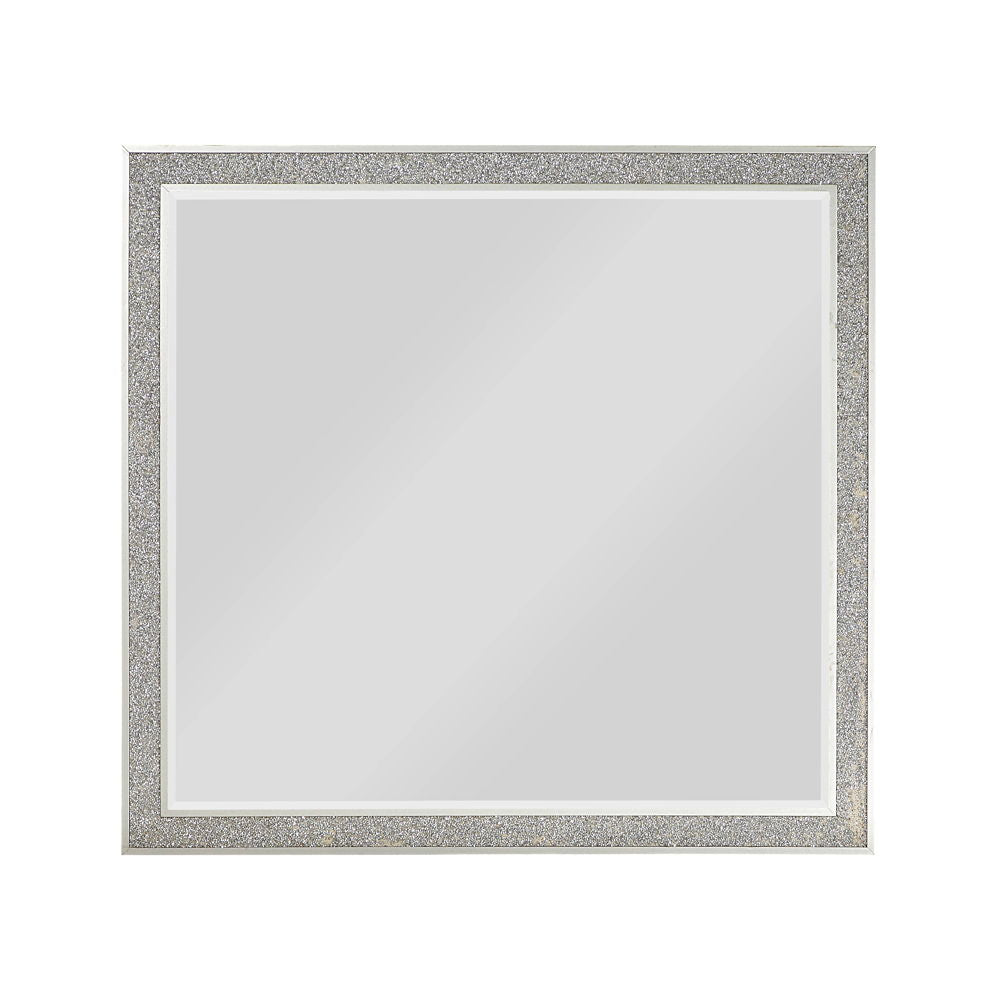 2/3 Extension DrawerMetal Side Drawer GlideEnglish Dovetail Front & BackTop Drawer w/FeltlinedMirrored Front DrawerSelf Closed Drawer Glide<br/><br/><b>Product Features</b><ul><li>2/3 Extension Drawerâ€§Metal Side Drawer Glideâ€§English Dovetail Front & B