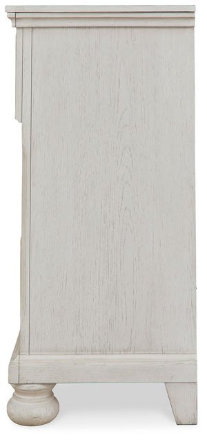 Robbinsdale - Antique White - Dresser - 6 Drawers