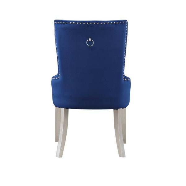  Pull-Ring (Outside) Padded Seat Apron Padded Backrest (Button Tufted Inside) Seat Construction: Padded Apron Seat () Wooden Tap