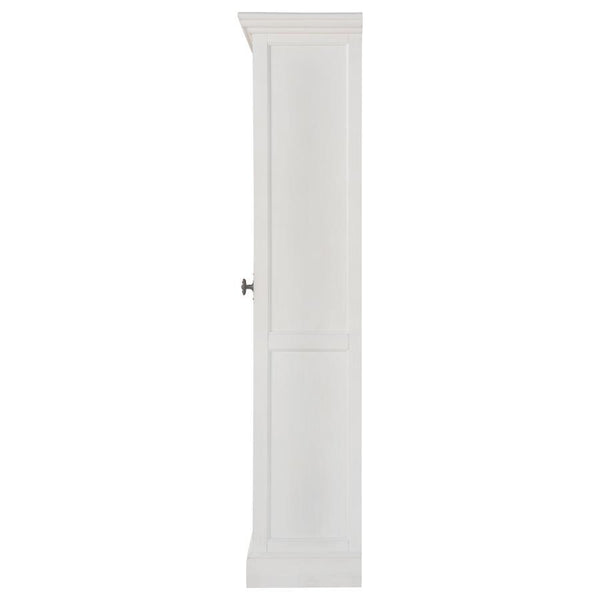  it has a pleasingly rustic look. Clear