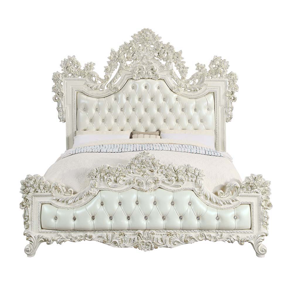 Bringing a modern approach to the classic ornate Rococo style, the Adara bed blends in contemporary touches with traditional design details. The PU adds a fresh approach to the intricately embellished bed. The antique white is embellished with light gold 