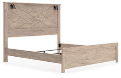 Cool, clean and casually modern. This king panel bedâ€™s light natural finish sets the tone for your calming sanctuary. Matte black sconce lights and an abstract design on the headboard bring a fresh look to the bedâ€™s simply stunning profile. <h4><b>Sen