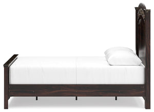 Glosmount - Two-tone - Queen Poster Bed
