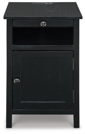 Treytown - Black - Chair Side End Table