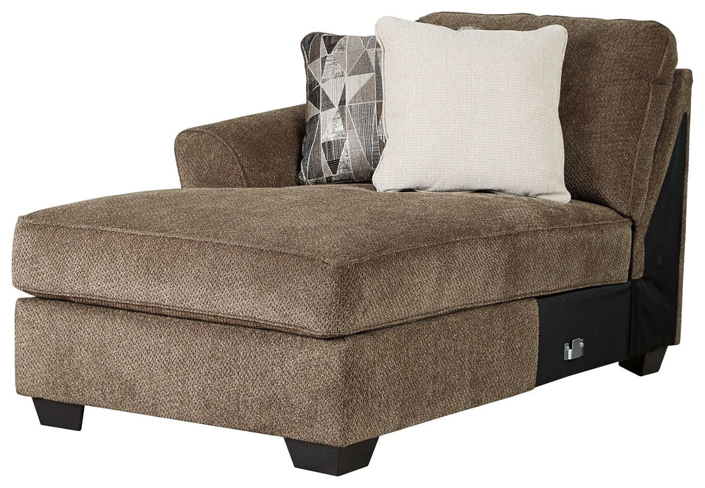 This left-arm facing corner chaise is made with polyester upholstery. Pairs with other items in the series to make a sectional.<br><br><b>Additional Dimensions</b><br><ul><li>Arm height: 26-"</li><li>Leg height: 3-"</li><li>Minimum width of doorway for de