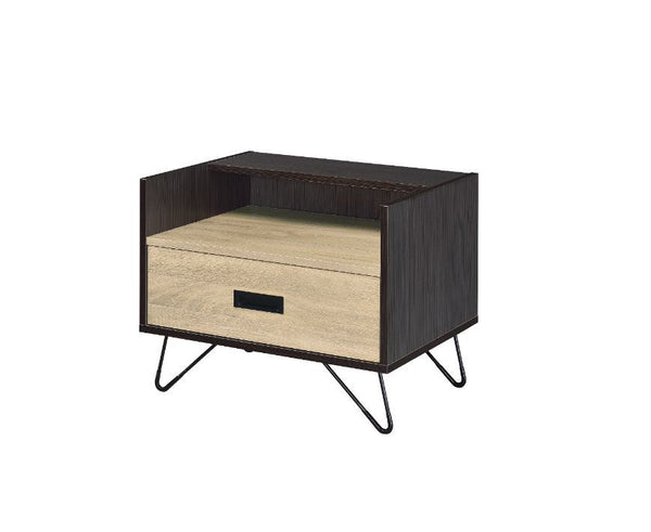 Make good use of empty space beside bed or sofa with the Melkree Accent Table. The accent table features a clean-lined silhouette, with a rich black finish for industrial look. There is a ample table top space with a storage drawer and a open compartment 