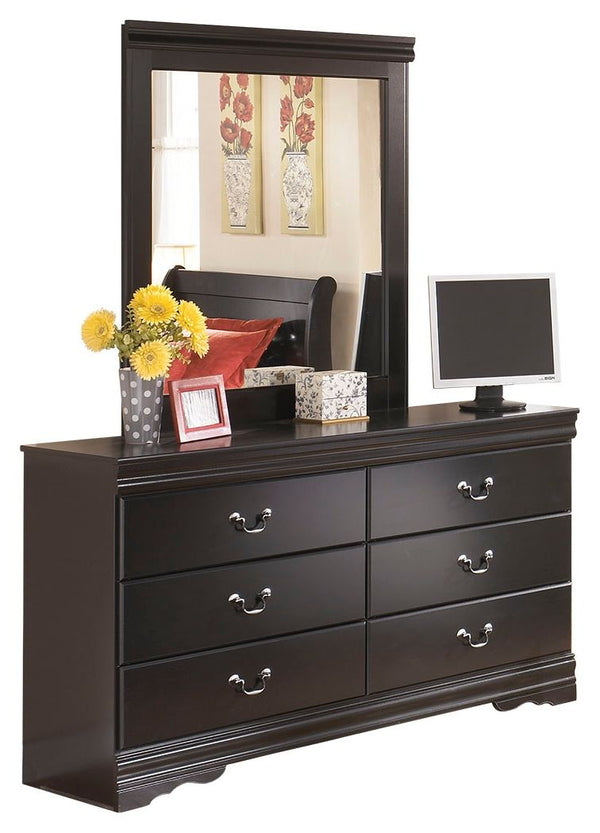 Huey Vineyard - Black - Dresser