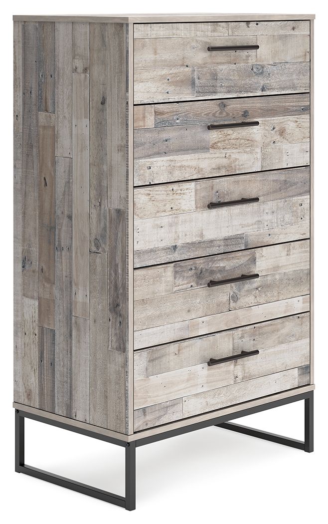 Part beach chic, part urban hip, this chest of drawers is everything you dreamed of, at a comfortably cool price. The butcher block whitewash finish over replicated pine grain lends a richly relaxed aesthetic that suits your sensibility. Dark pewter-tone 