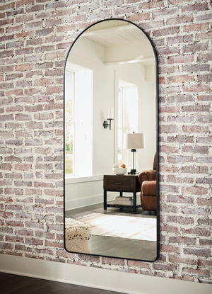  this mirror makes a case for statement style.<br/><br/><b>Product Features</b><ul><li>Metal frame with bla