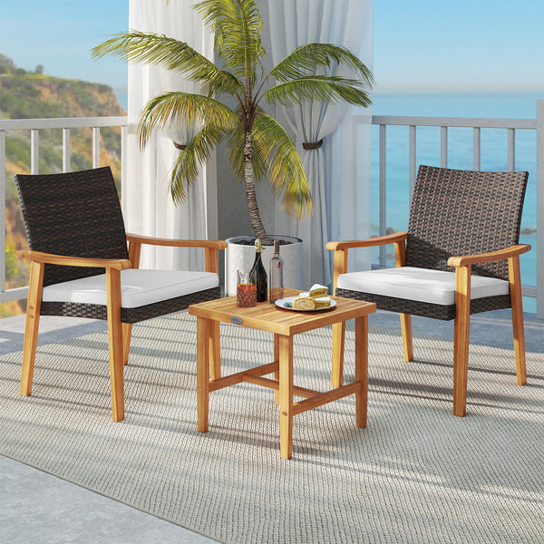 Ensure long-lasting beauty thanks to the sun-protective PE rattan<br>It also makes you feel cool and breathable for lasting comfort<br>The solid acacia wood frame offers stable support for long-term use<br>The splinter-free surface ensures a smooth and sa