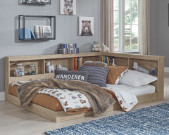 Bringing big style to small living areas, this corner bed set is a smart, space-saving choice for those with an eye for contemporary design. Integrated storage headboard and bookcase side rail work wonders for calming the clutter, while an innovative desi