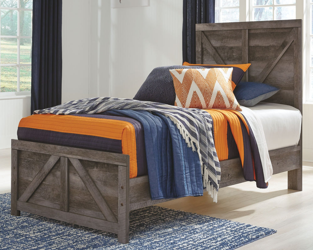 This twin panel bed is sure to win your heart with its daring, designer take on modern rustic. The bedâ€™s crisp, clean and minimalist-chic profile is enriched with a striking replicated oak grain with thick plank styling and a weathered gray finish for t