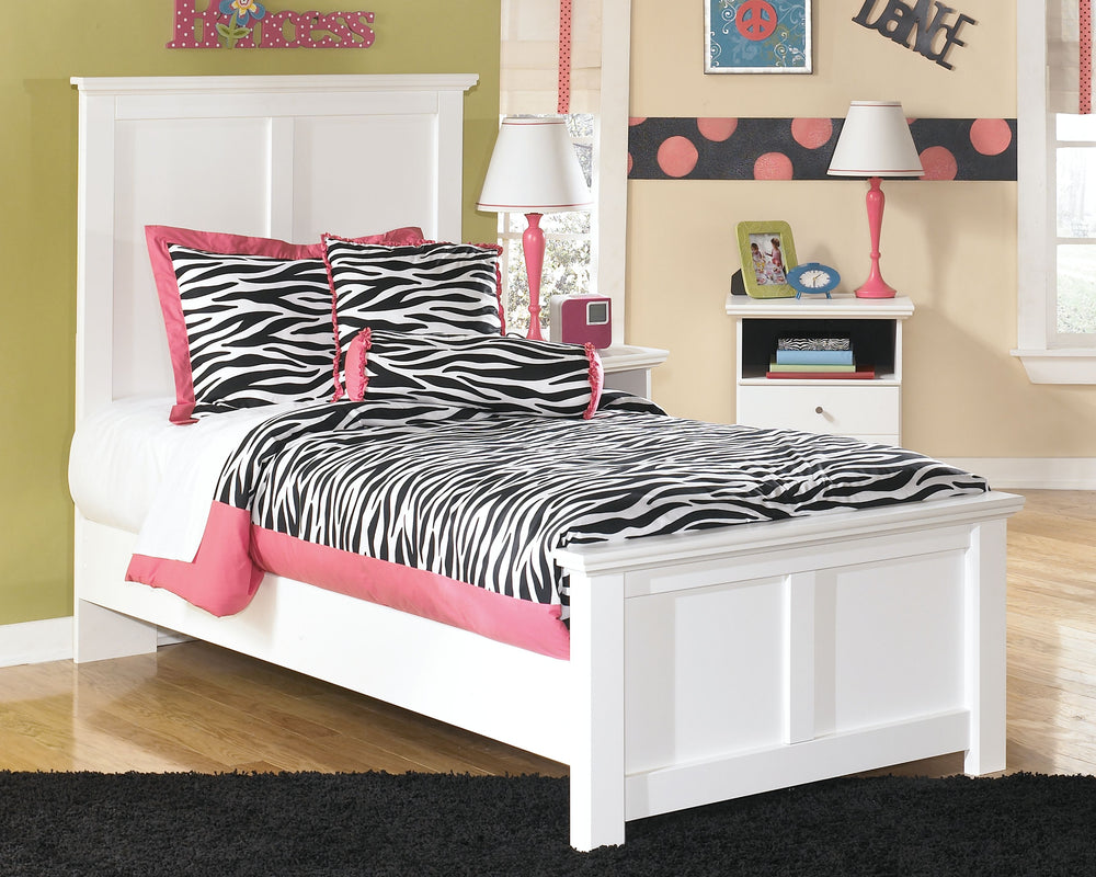 Clean, crisp and fresh. This full panel bed masters the art of understated elegance. Whether youâ€™re looking to exude an air of cottage chic flair or a modern classic vibe, this easy-to-love look makes just the right statement. Mattress and foundation/bo