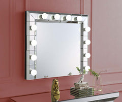 Dominic - Wall Decor - Pearl Silver - 32-"
