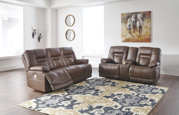 This set with Easy Viewâ„¢ power adjustable headrests delivers comfort at the touch of a button. Easily position the recliner, its headrest and lumbar support to your liking for maximum comfort. Plus, with the convenient USB charging ports, cell phones or