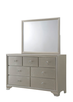 Lyssa - Queen 4 Piece Bedroom Set - Champagne
