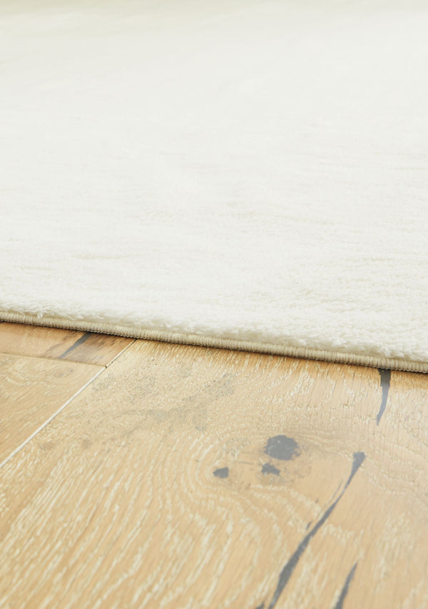  is woven for durability and is also machine washable for easy maintenance. Shag-style rugs offer the ultimate in comfort and texture when y