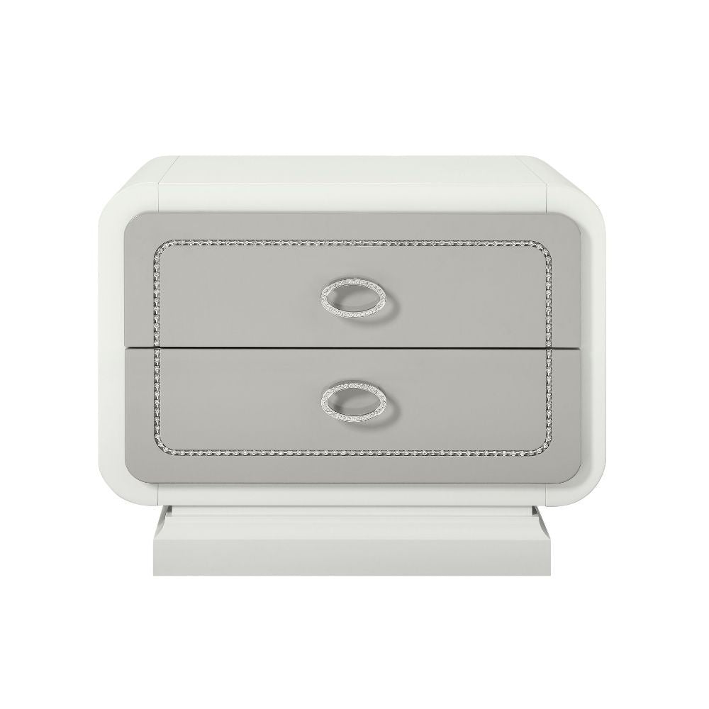The design of this Allendale nightstand takes it to a new dimension. The updated design is utilized to create a dramatic looking, blending the new trend with a high gloss finish. Its crystal-like trimming creates dazzling glow for your master bedroom. Mul