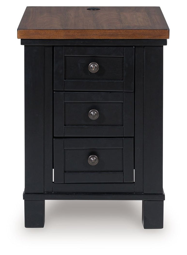 Wildenauer - Brown / Black - Chair Side End Table
