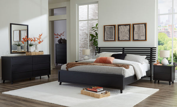 Danziar - 8 Pc. - Dresser, Mirror, King Slat Panel Bed, 2 Nightstands - Black