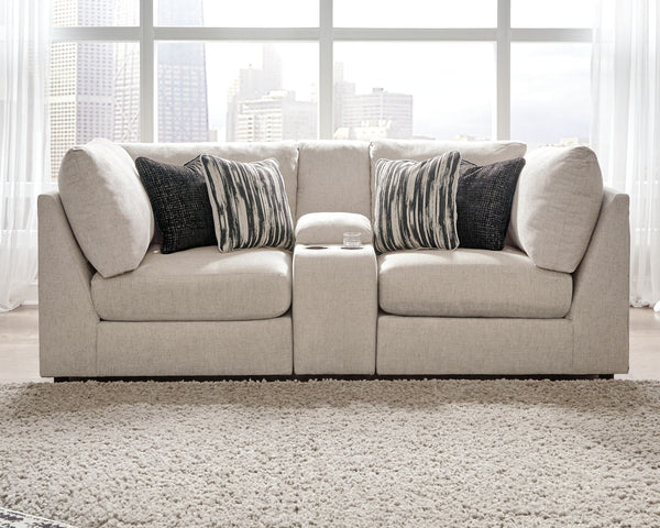 With its casual-contemporary aesthetic and modular design that simply makes sense, this sectional makes way for high style and indulgent comfort. Rest assured, the thickly cushioned storage console includes not only a pair of cup holders, but also a USB p