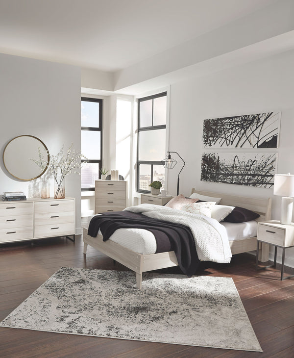 Socalle - 5 Pc. - Dresser, Queen Panel Platform Bed, 2 Nightstands - Natural