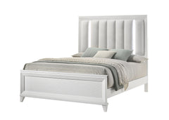 Cressida - Queen Bed With Slats - White<h4><b>Cressida - Queen Footboard With Slat - White</b></h4> <table width="100%"><colgroup><col style="width: 30%"> <col style="width: 70%"> </colgroup> <tbody> <tr> <td>Dimensions</td> <td> 63.00"L x 85.55"D x 64.00