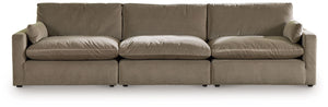 Find yourself inspired by elevated yet functional style. This sectional sofa balances ultra-soft seating with a clean-cut appearance. Its modular design caters to your needs, whether youâ€™re making space for guests or setting up a cozy family movie night