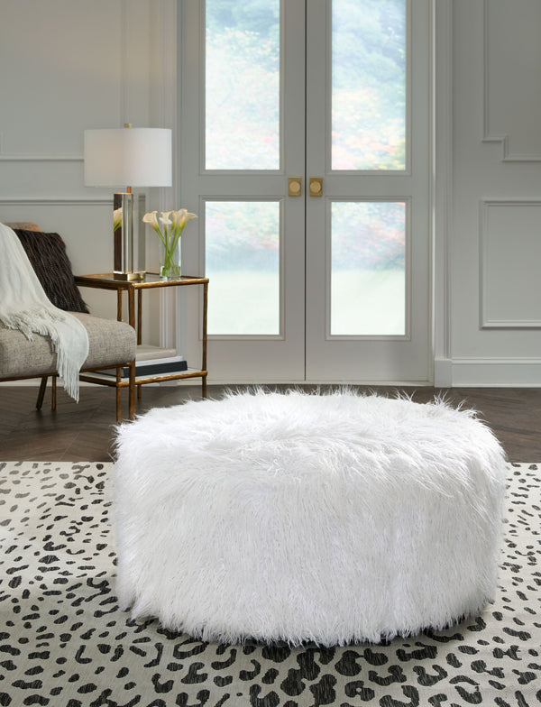  and its casual white hue allows this plush piece to make a stylish statement in a variety of spaces.<br/><br