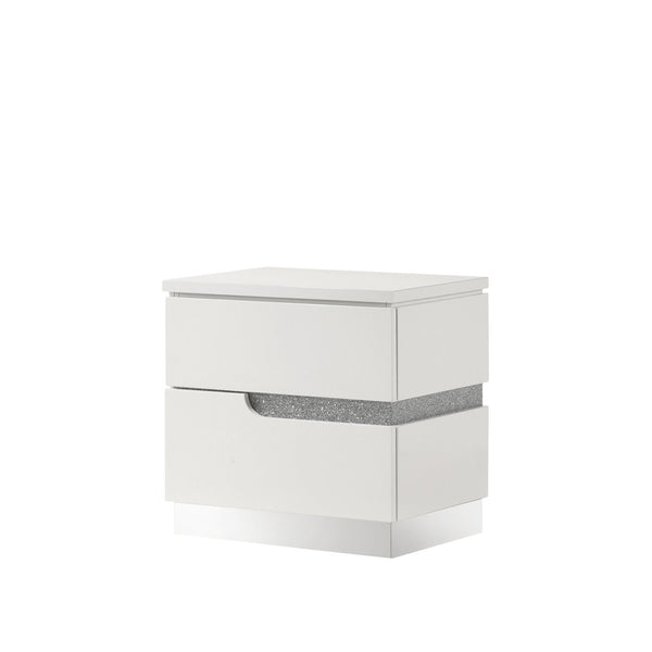 The Paradox Two Drawer Nightstand in White brings a blend of contemporary appeal and functional elegance to your bedroom. Featuring a gleaming white gloss laminate finish, this nightstand offers a sleek and modern look with the added benefits of scratch a