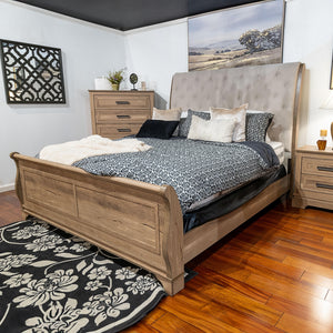 The Coventry Hall Bed in Pecan combine durability and modern rustic style to create a strong and stable bed. Constructed from high-quality manufactured woods and topped with eco-friendly decorative laminate, this bed offers a robust foundation for your ma