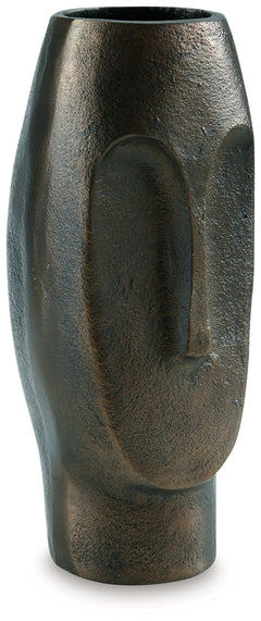 This vase offers an abstract take on the human profile. An antiqued bronze-tone finish adds an air of subtle sophistication. Artistic in form on its own, this contemporary piece is equally as impressive displayed with other decor.<br/><br/><b>Product Feat