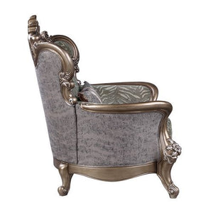  it offers an exquisitely comfortable space to lounge and relax after a long day. This set flaunts a rich
