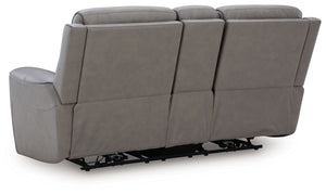  complete with supple top-grain leather in the seating area. Eloquently incorporated into the sleek design a